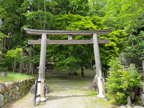 静原神社