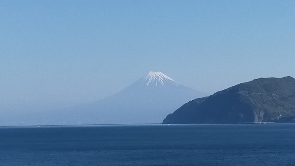 御浜岬富士山展望休憩所
